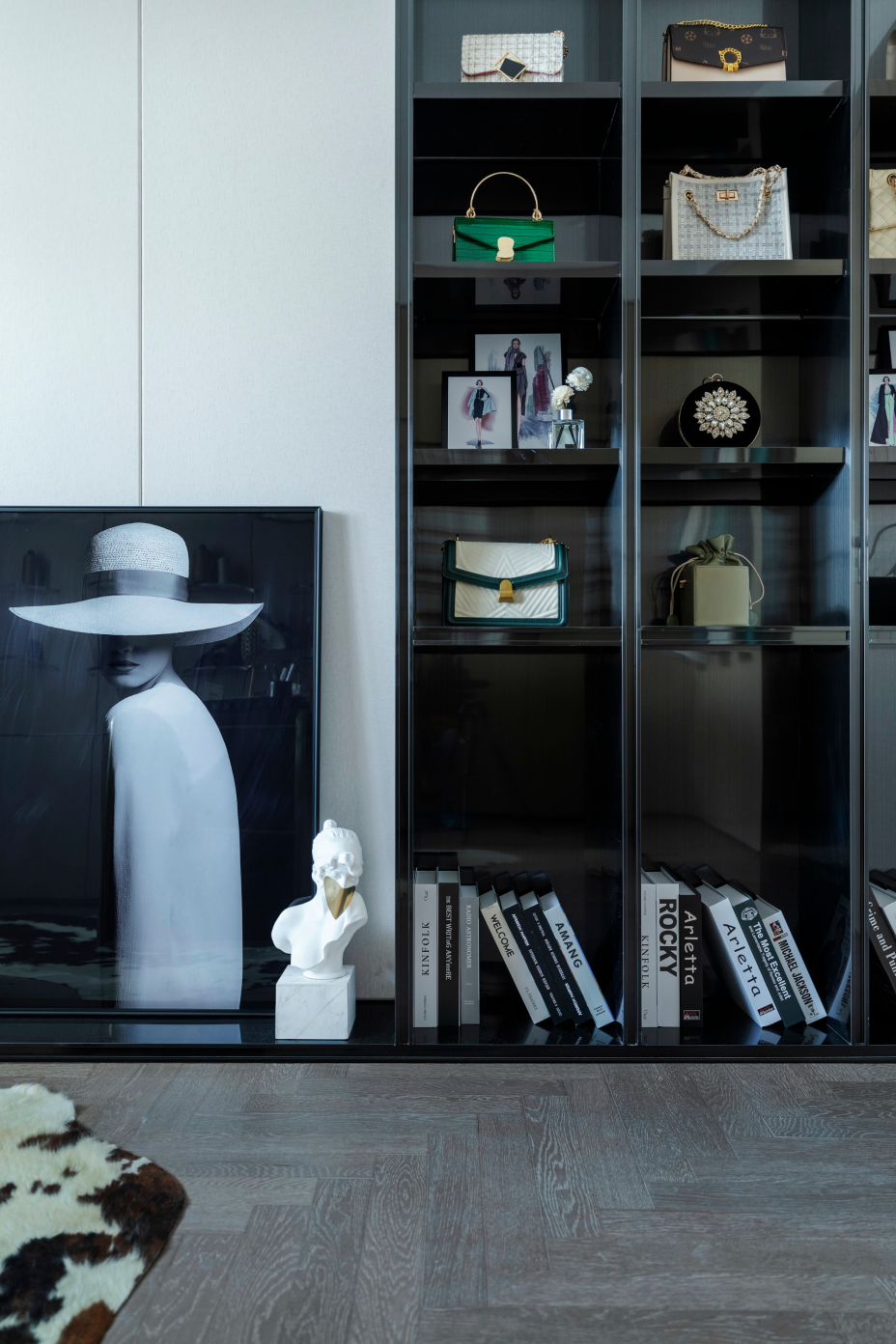 现代轻奢风格室内家装案例效果图-电视柜